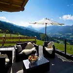 Maierl-alm & Maierl-chalets Lägenhetshotell Kirchberg in Tirol