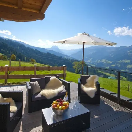 Maierl-alm & Maierl-chalets Apart Otel 4*